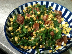 Kale salad with corn and bacon